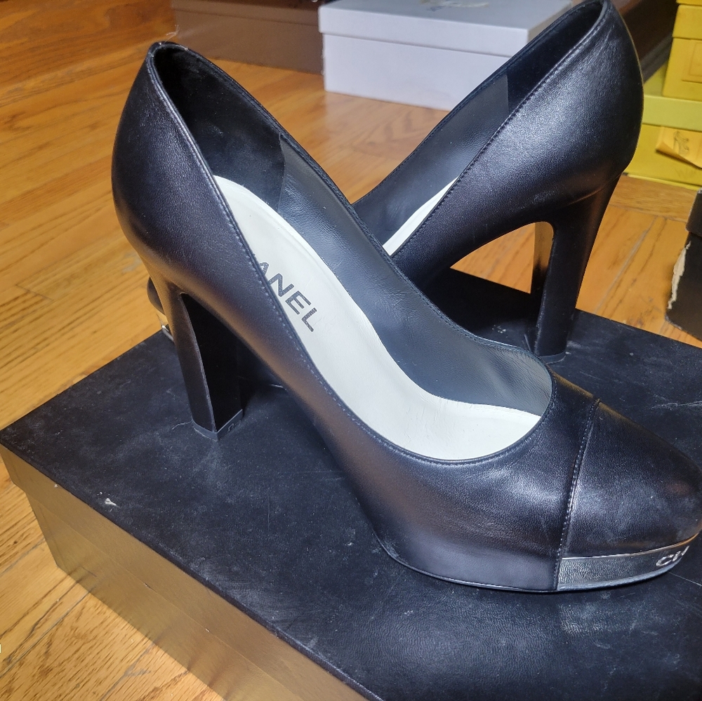 Chanel heels Escarpins